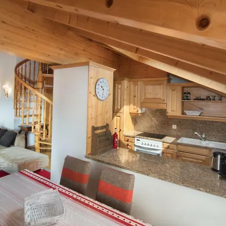 Les Pierres C Apartament *